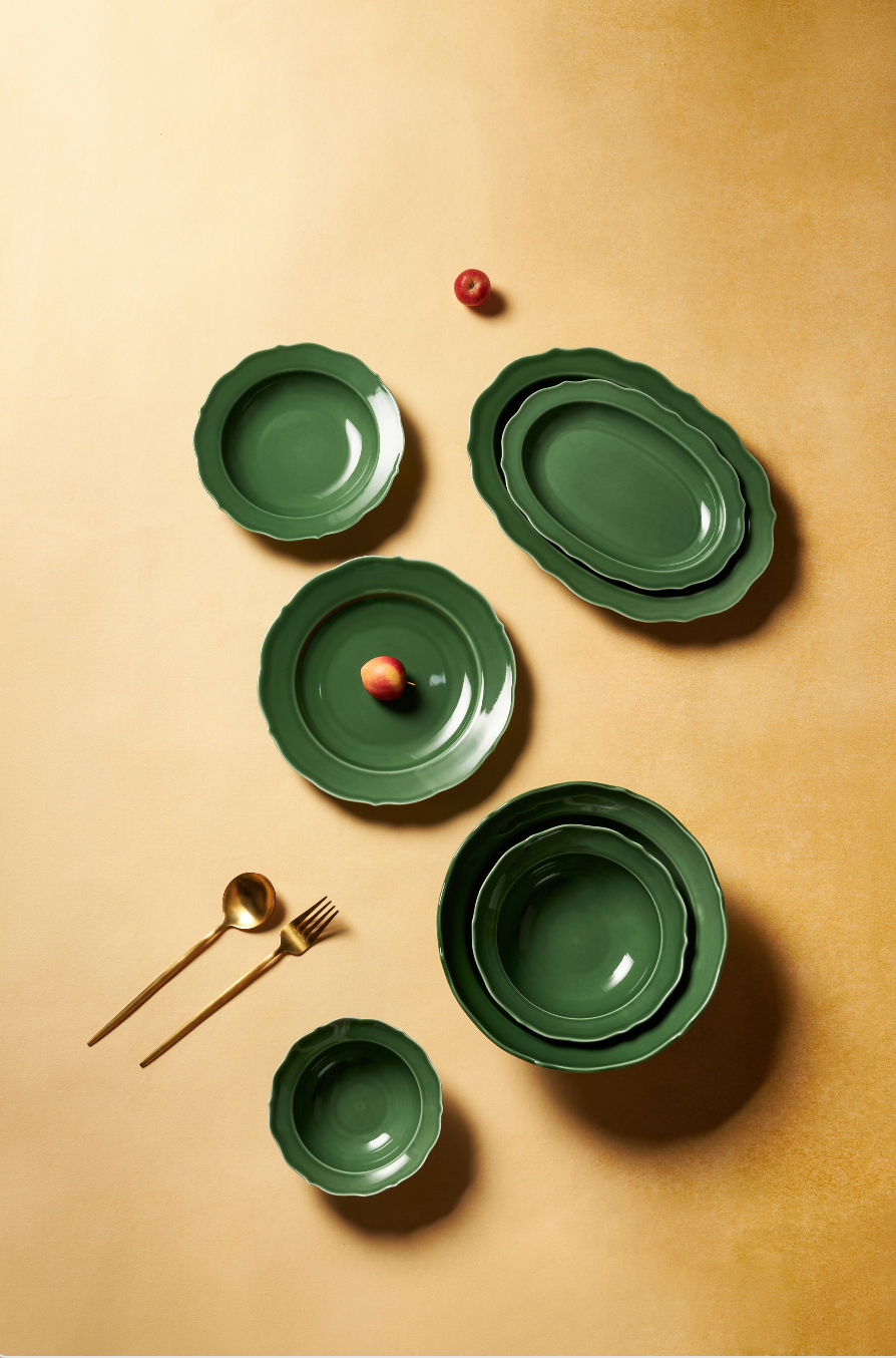 Song-Style Petal-Rim Bright Green 22cm Dinner Plate