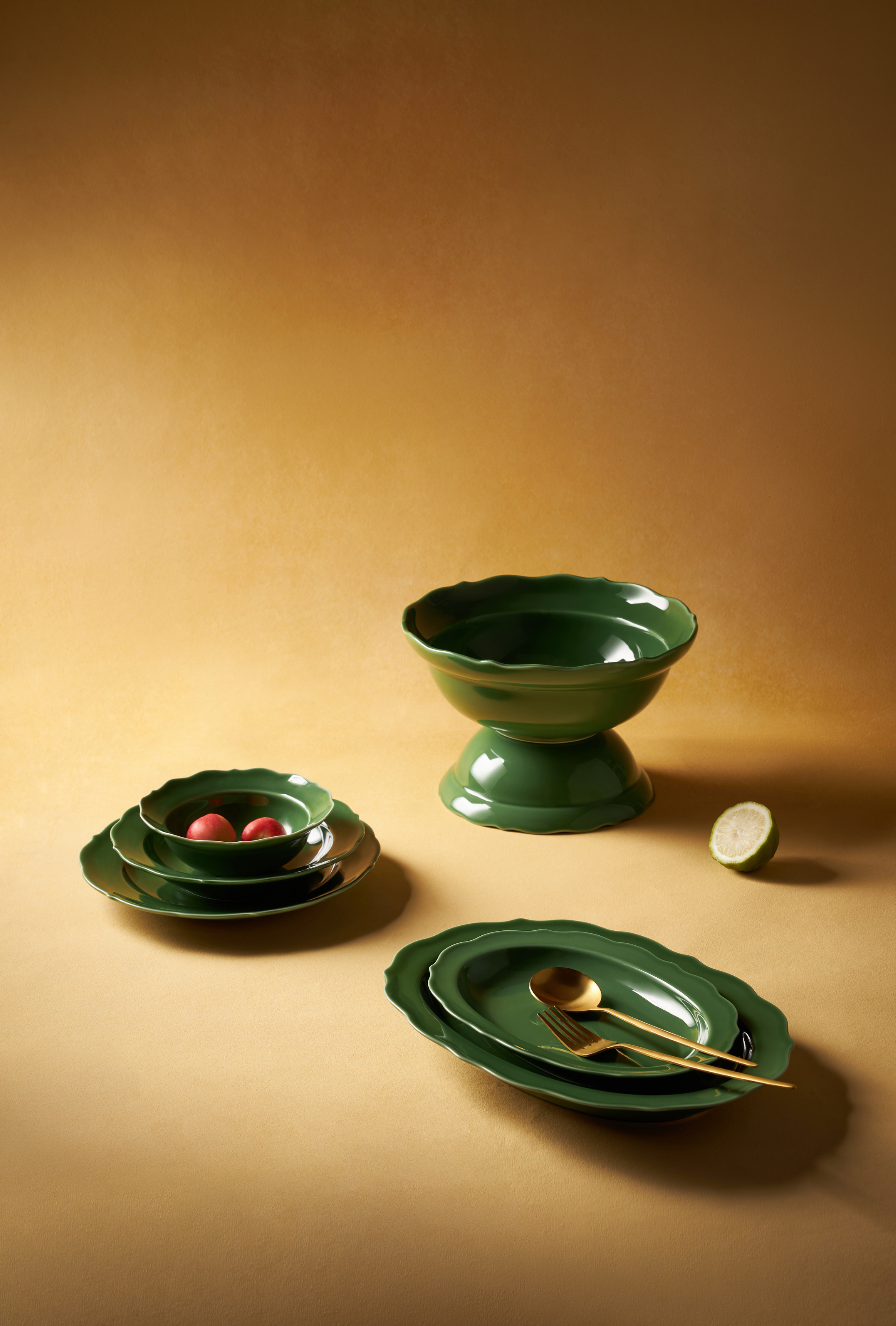 Song-Style Petal-Rim Bright Green 22cm Dinner Plate