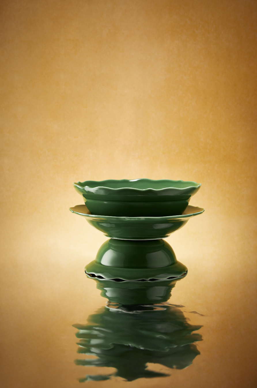 Song-Style Petal-Rim Bright Green 22cm Dinner Plate