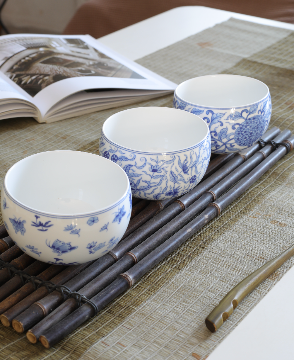 Interlocking Branch Pattern Egg Cup