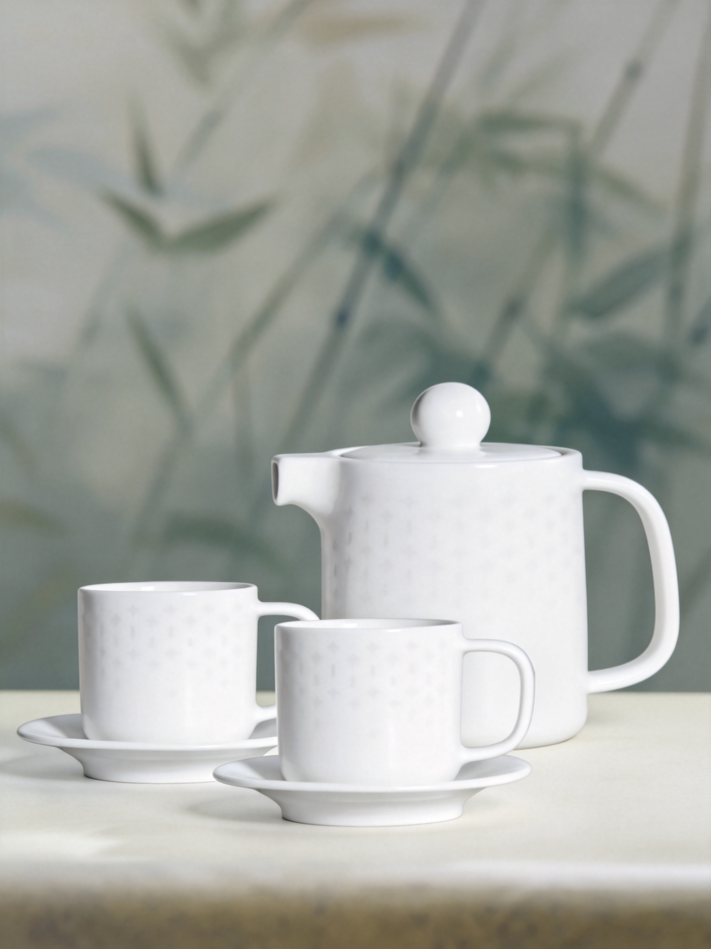 Linglong Porcelain Tea Set
